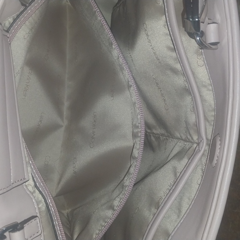 Calvin Klein purse - Picture 5 of 7